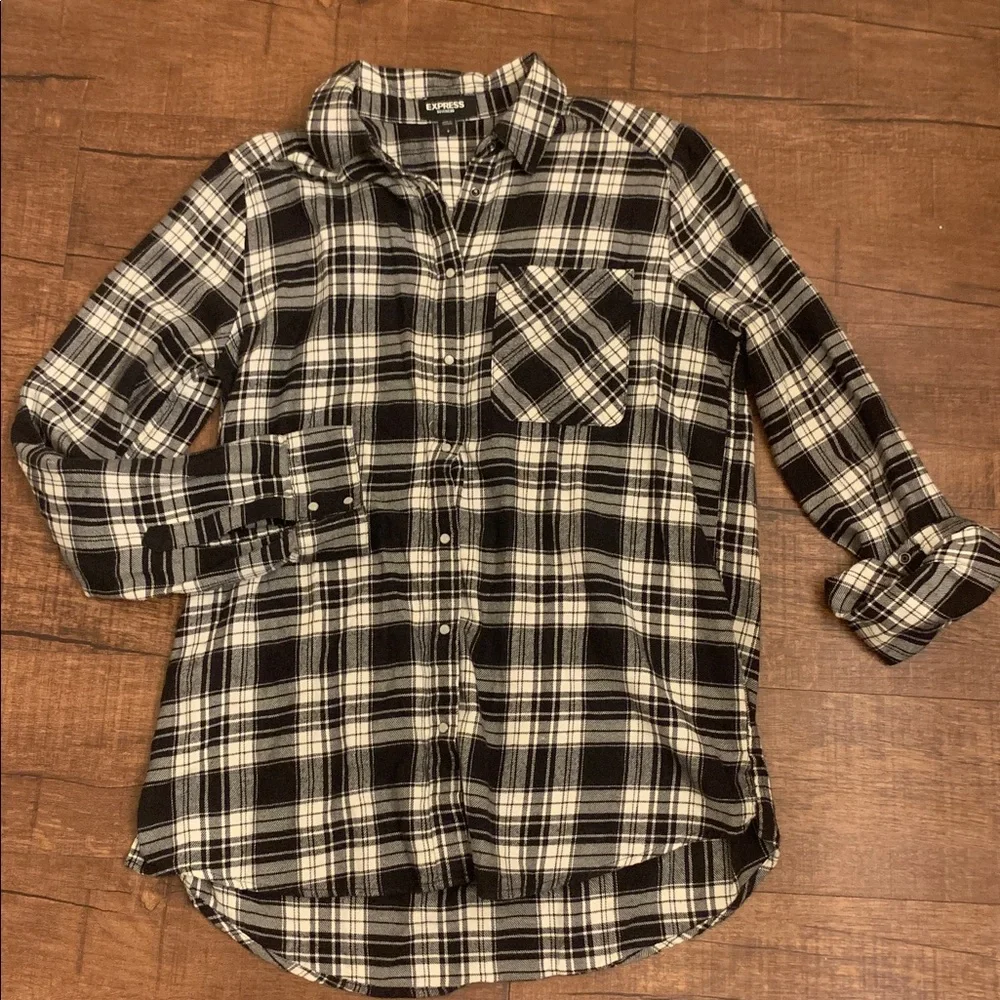 Express size S button up and legging - Picture 5 of 11